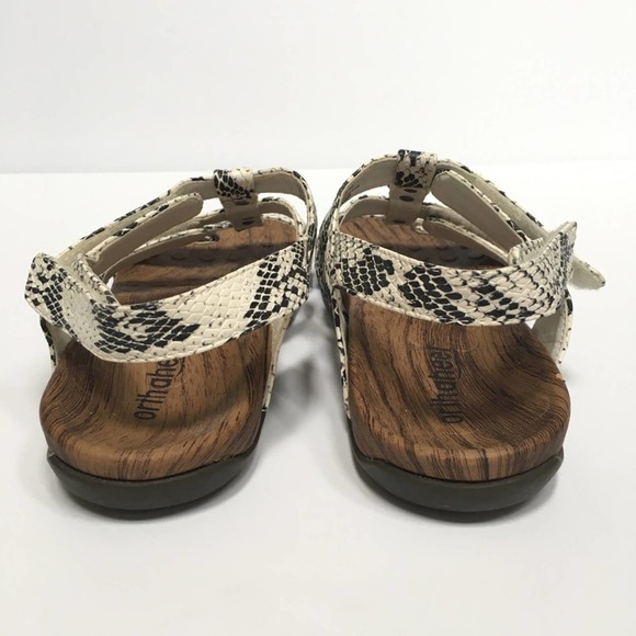 Orthaheel Vionic Yasmin Snakeskin Footbed Sandal, Size 6 - Picture 5 of 13